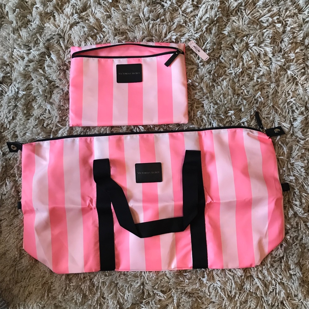VS Duffle Bag & Cosmetic Pouch Tote